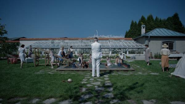 『関心領域』監督が独特な撮影方法について語る特別映像＆オルタナティブポスター解禁