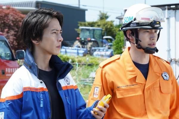 チームの空気を左右する山下智久“晴原”に出口夏希“雲田”が進言…「いいチームになってきた」の声上がる「ブルーモーメント」5話