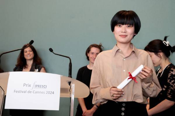 河合優実×山中瑶子監督『ナミビアの砂漠』カンヌで批評家連盟賞　最高賞はショーン・ベイカー監督『Anora』