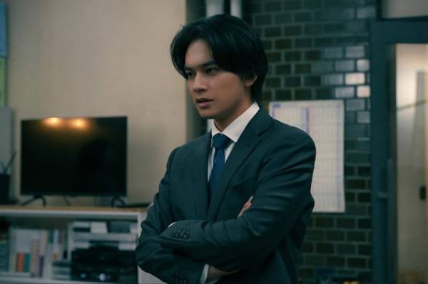 岩田剛典“緋山”に証拠を突きつける北村匠海“赤峰”に「ドヤ顔が最高！」の声上がる…「アンチヒーロー」7話