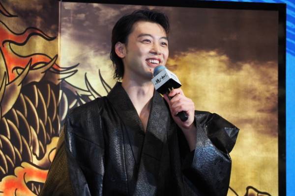 竹内涼真、「龍が如く」桐生一馬になりきるため朝倉未来にDMしトレーニング「命をかけて臨んだ」