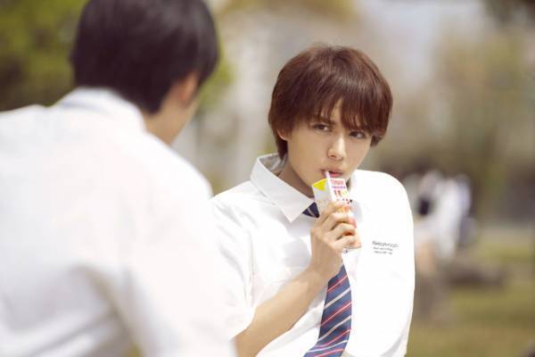 大西流星＆窪塚愛流＆猪狩蒼弥が笑顔見せる『恋を知らない僕たちは』場面写真