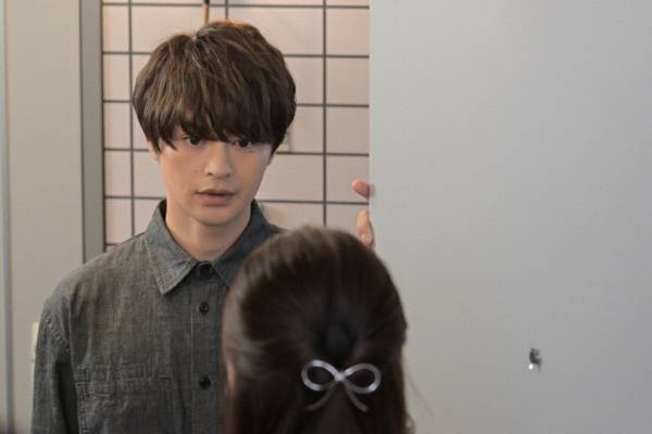 宮世琉弥“律”、キス後の表情に「辛すぎる」「切ない」の声…「くる恋」10話