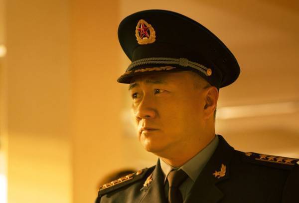 ワン・イーボー主演『ボーン・トゥ・フライ』緊迫感あふれるテスト飛行の本編＆新予告解禁