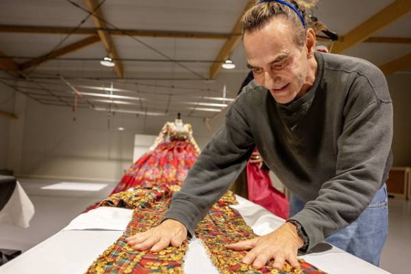 “ファッション界の革命児”、自ら真相を語る『ジョン・ガリアーノ 世界一愚かな天才デザイナー』9月公開