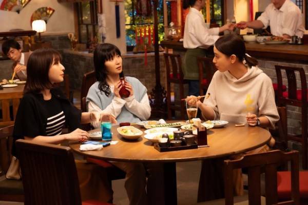 松岡茉優＆田中みな実＆滝沢カレン「ギークス」場面写真