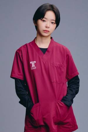 趣里“猫田”が続投！ 二宮和也との新たな掛け合いに注目「ブラックペアン」S2