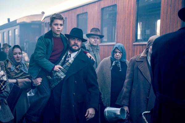 目の前の命を救うべきか…混乱に揺れる一家描く『ぼくの家族と祖国の戦争』8月公開