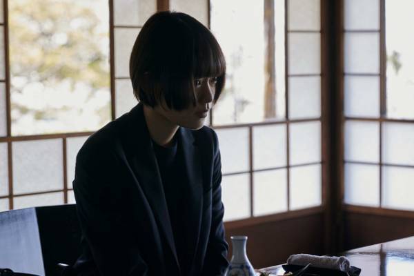 杉咲花×安田顕、緊迫の対峙シーン『朽ちないサクラ』場面写真