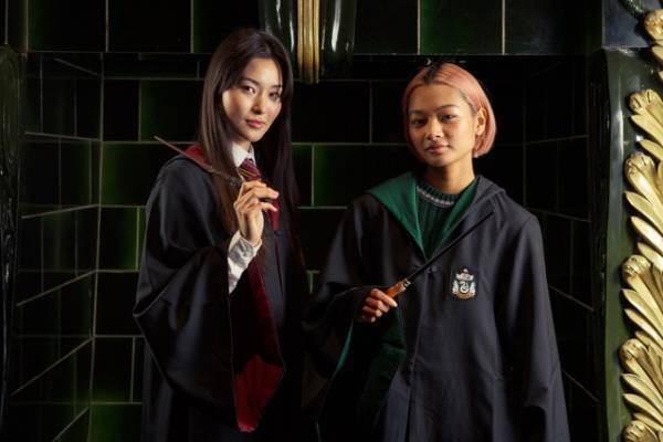 「メイキング・オブ・ハリー・ポッター」の人気グッズが購入可能　公式ECサイト、日本初オープン