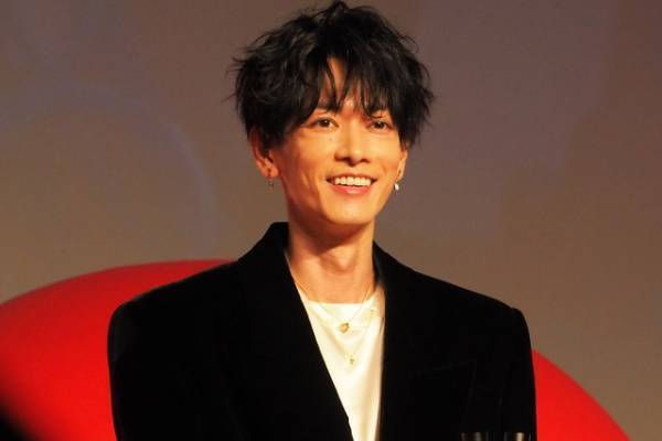 佐藤健、『はたらく細胞』製作発表会の舞台裏映像公開