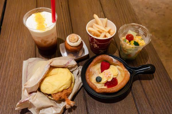 【ディズニー】世界初のアトラクションに絶品バーガー＆デザートも！ファンタジースプリングス「ラプンツェルの森」