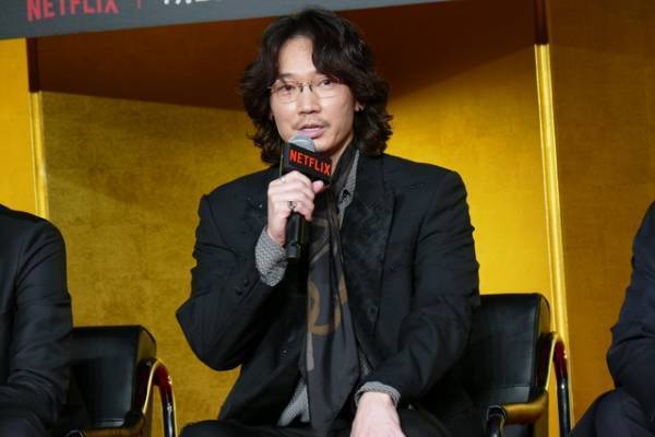 綾野剛、豊川悦司の瞳に「吸い込まれた」「地面師」完成報告会見