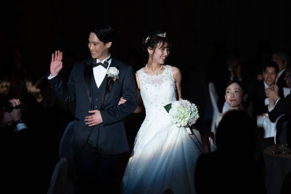 松岡茉優“西条”との距離を詰める白洲迅“安達”に「怪しすぎる」「疑っちゃう」の声上がる…「ギークス」1話