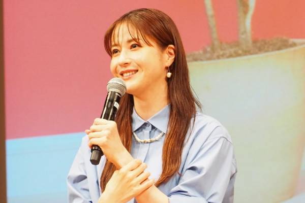 「西園寺さんは家事をしない」すっかりパパの顔の松村北斗に松本若菜もにっこり「デレデレだから」