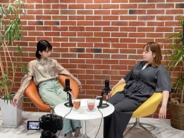 見上愛×丸山礼のゆるカフェトーク、Podcastで配信