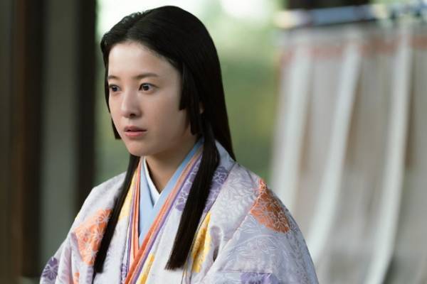 「枕草子」を巡る展開に「政治の道具か」「考えもしなかった」ど様々な反応集まる…「光る君へ」29話