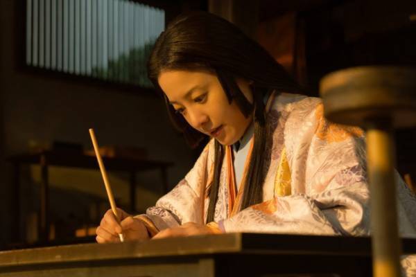 「枕草子」を巡る展開に「政治の道具か」「考えもしなかった」ど様々な反応集まる…「光る君へ」29話