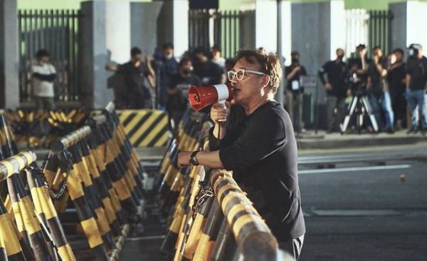 『ソウルの春』ファン・ジョンミン、チョン・ウソンらコメント動画＆新場面写真