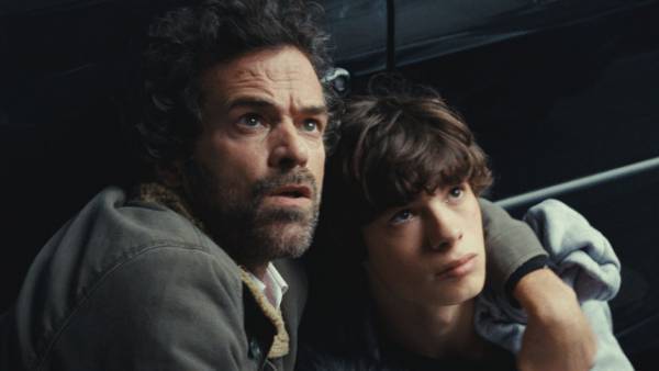 人間が動物化する世界を描くフランス映画『動物界』11月公開