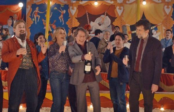 自分を曲げない映画監督捉える『チネチッタで会いましょう』ポスター＆場面写真