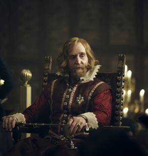 ジュリアン・ムーア×ニコラス・ガリツィン共演、実話を基に描く「メアリー＆ジョージ　王の暗殺者」独占配信