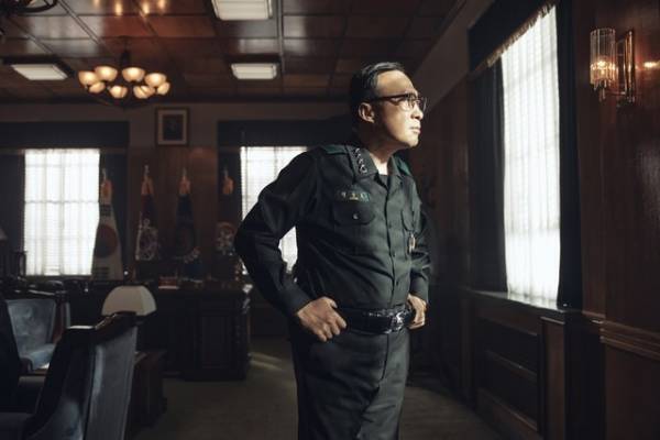 「衣装が役作りの助けに」ファン・ジョンミンら『ソウルの春』キャラクター誕生に迫る特別映像