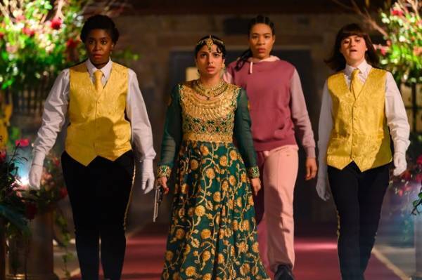 「南アジア出身の女性に焦点」『ポライト・ソサエティ』“姉妹”が語るインタビュー映像