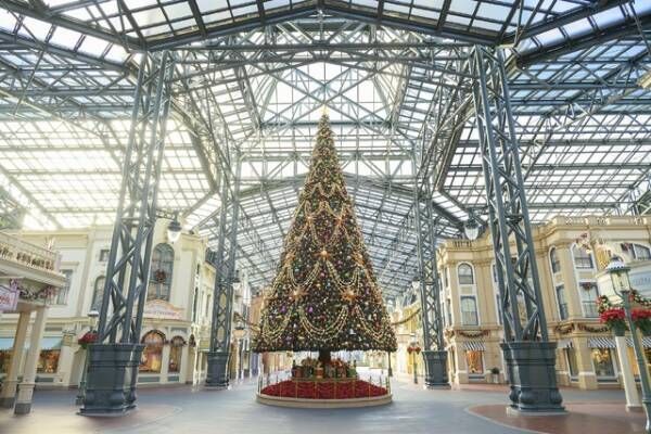 【ディズニー】恒例のホリデーパレードがファイナル！「カントリーベア・シアター」もX'mas仕様に TDLのクリスマス