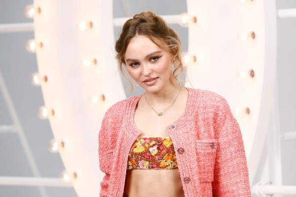 吸血鬼映画『Nosferatu』最新予告編 ビル・スカルスガルド＆ニコラス・ホルト＆リリー＝ローズ・デップら出演