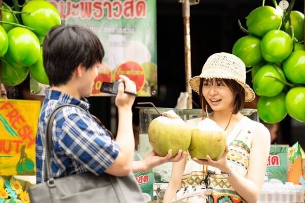 佐野玲於＆莉子、タイ街中での観光シーン「インフォーマ -闇を生きる獣たち-」新場面写真