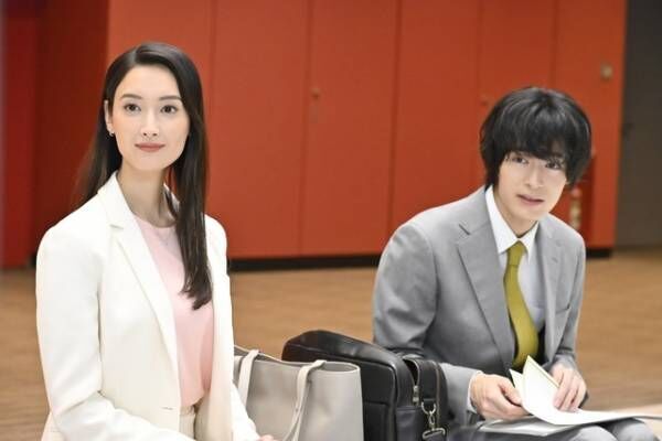 菜々緒主演「無能の鷹」スピンオフ前編「はじめてのまうんと」配信