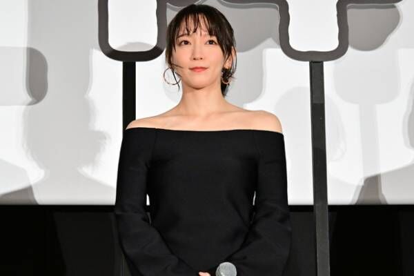 吉岡里帆「万能すぎてびっくり」横浜流星のエピソード披露『正体』初日舞台挨拶