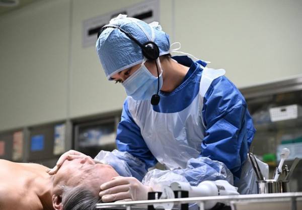 門脇麦、解剖医・三好雪子役　板垣李光人＆中島裕翔主演「秘密～THE TOP SECRET～」