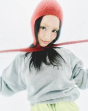 仲野太賀×忽那汐里がモデルに「MIDNIGHT PIZZA CLUB」×「TTT MSW」コラボ商品登場