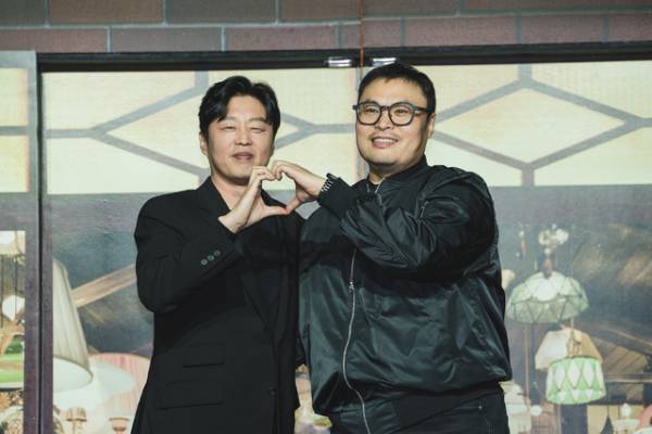 「照明店の客人たち」制作レポ到着　イ・ジョンウンに感謝のシン・ウンス「うちのお母さんは最高です」