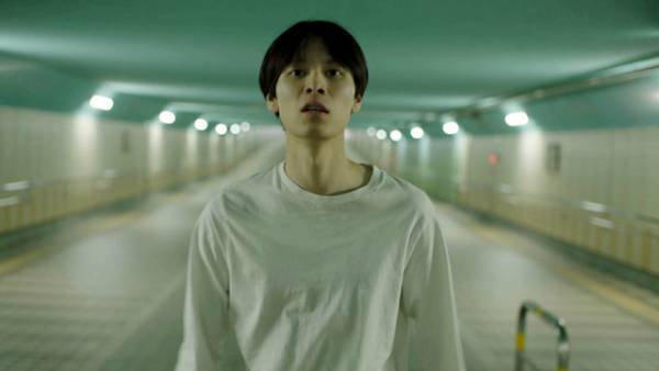 北村匠海監督作『世界征服やめた』2月7日公開決定 光と影を描く場面写真解禁