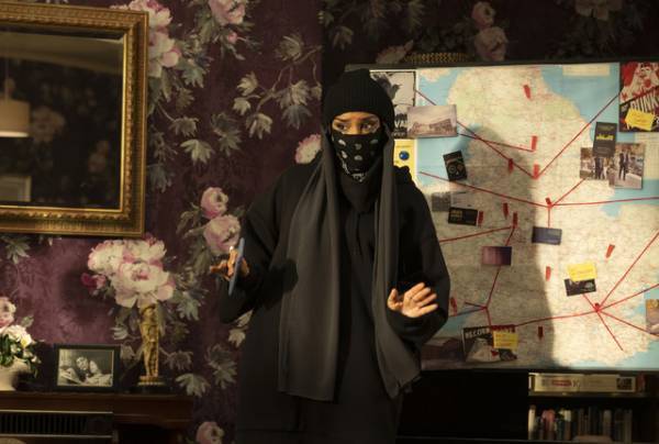 絶好調から一転、バンドは“悪党時代”へ!?「絶叫パンクス レディパーツ！」ロングVer.予告