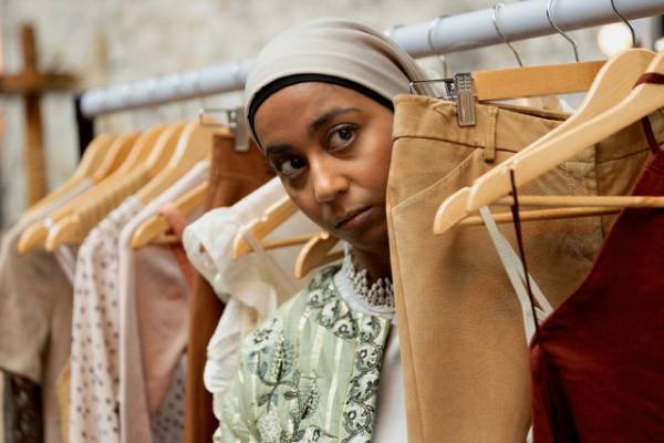 絶好調から一転、バンドは“悪党時代”へ!?「絶叫パンクス レディパーツ！」ロングVer.予告