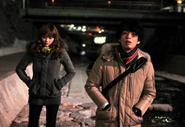 森山未來＆佐藤江梨子『その街のこども』、阪神・淡路大震災30年に特別再上映