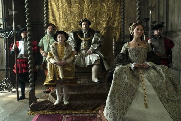 アリシア・ヴィキャンデル×ジュード・ロウ、ヘンリー8世最後の妻を描く『ファイアーブランド』