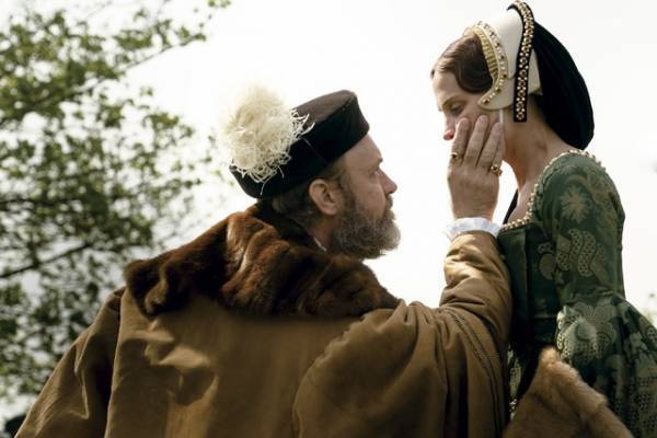 アリシア・ヴィキャンデル×ジュード・ロウ、ヘンリー8世最後の妻を描く『ファイアーブランド』