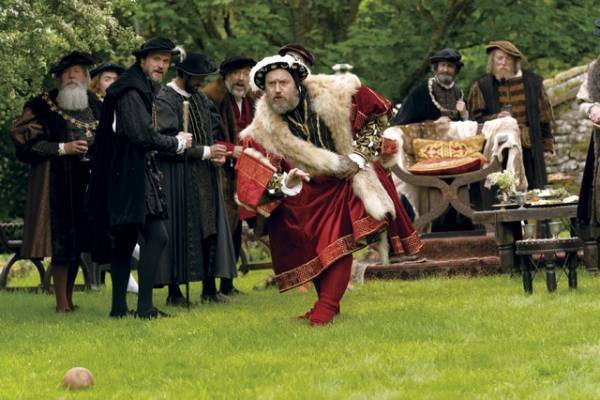 アリシア・ヴィキャンデル×ジュード・ロウ、ヘンリー8世最後の妻を描く『ファイアーブランド』