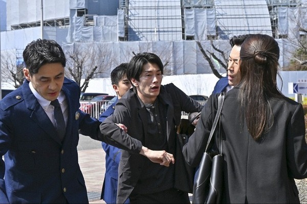 「研ぎ澄まされてた」「刺さる」阿部寛“進藤”の言葉に共感の声上がる…「キャスター」5話