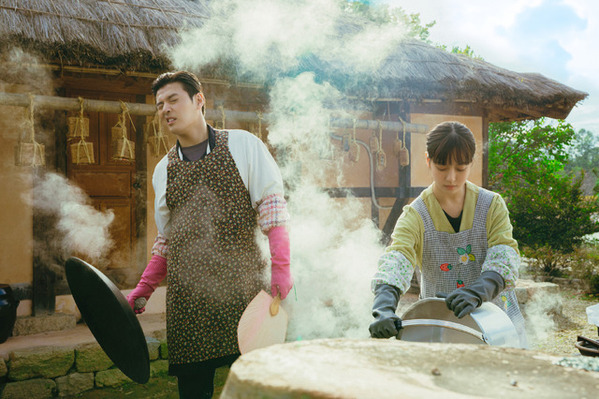 カン・ハヌル＆コ・ミンシ、キッチンで熟成される「隠し味にはロマンス」本日配信開始