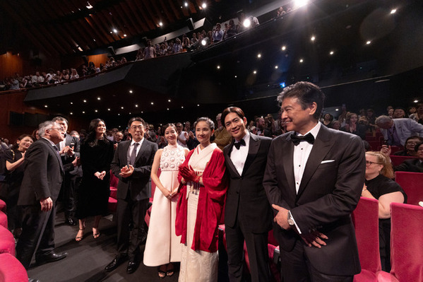 広瀬すず、10年ぶりのカンヌ「今回は思う存分楽しみながら浸りたい」『遠い山なみの光』ワールドプレミア