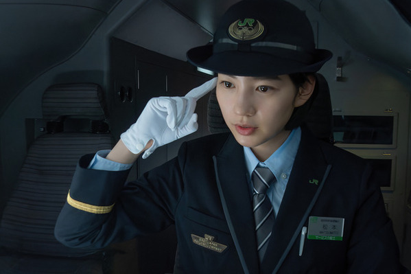 のん、Netflix『新幹線大爆破』でも抜群の存在感！止まらない表現者の歩み