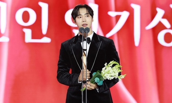 最旬ブレイク俳優チュ・ヨンウ、際立つ演技力と誠心誠意の情熱でヒット作相次ぐ