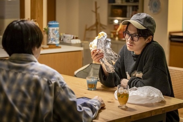 「すごく優しくてナチュラル」「とろけるような笑顔」伊野尾慧“幹太”の表情に感動の声…「パラレル夫婦」9話