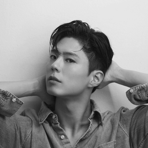 パク・ボゴム、「グッドボーイ」では“バックしない”大変身に注目